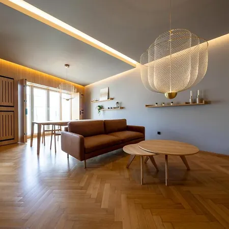 Core City-grand Duke's Palace Apartment *